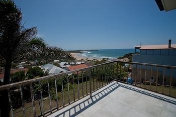 Emerald Views - Schoolies Week Accommodation 7