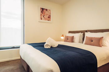 City Edge Box Hill - Schoolies Week Accommodation 6