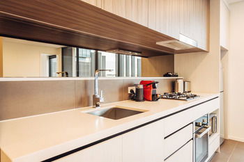 City Edge Box Hill - Schoolies Week Accommodation 8