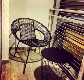 Bespoke Creative Serviced Apartments - Schoolies Week Accommodation 0