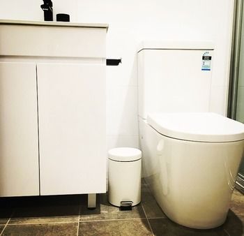 Bespoke Creative Serviced Apartments - Schoolies Week Accommodation 1