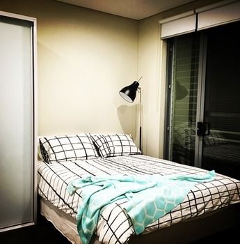 Bespoke Creative Serviced Apartments - Schoolies Week Accommodation 7