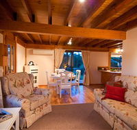 Parnella Adventure Bay - Schoolies Week Accommodation