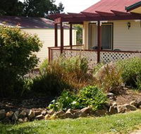 Belle Cottage - Schoolies Week Accommodation