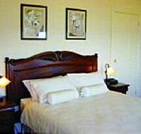 Madsen - The - Schoolies Week Accommodation
