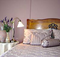 Abbey's 'The Green House' - Schoolies Week Accommodation