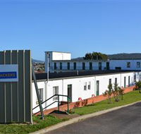 Tasman Backpackers - Schoolies Week Accommodation