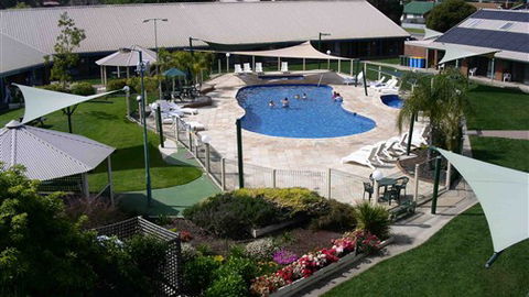 Murray Valley Resort - Schoolies Week Accommodation 0