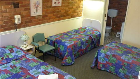 Tocumwal Motel - Schoolies Week Accommodation 5