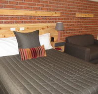 AAT 28 Goldsmith Hotel - Schoolies Week Accommodation