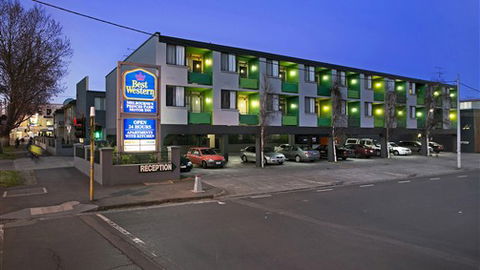 Best Western Melbourne's Princes Park Motor Inn - Schoolies Week Accommodation 0