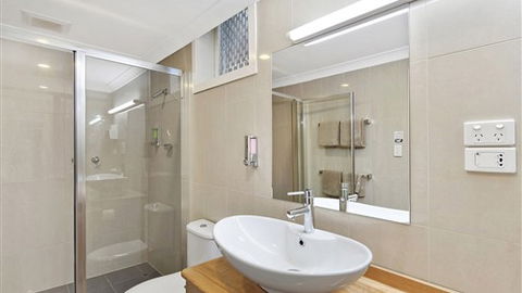 Best Western Melbourne's Princes Park Motor Inn - Schoolies Week Accommodation 6