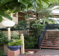 City Palms Motel - Schoolies Week Accommodation