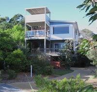 The Keep Beach Houses - Schoolies Week Accommodation