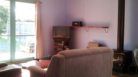 Anglesea Backpackers - Schoolies Week Accommodation 2