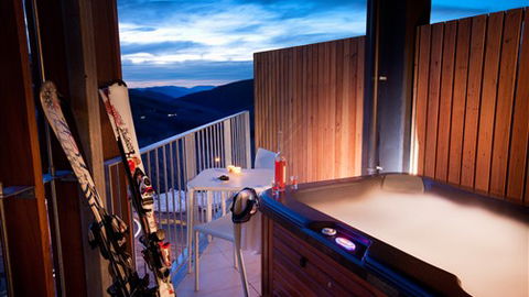 QT Falls Creek Resort - Schoolies Week Accommodation 6