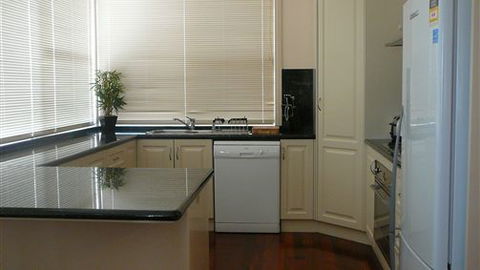 River View Holidays - Schoolies Week Accommodation 0