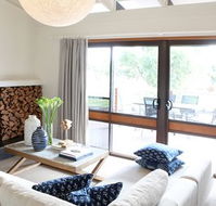 Bundalong Waterfront Accommodation - Schoolies Week Accommodation
