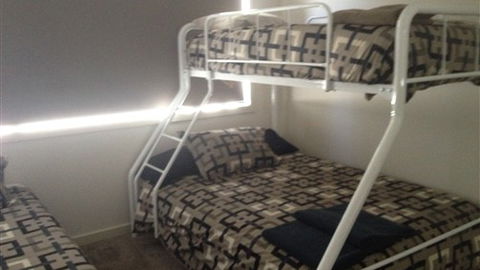 Waterview - Stoneleigh At Yarra - Schoolies Week Accommodation 2