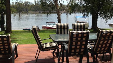 28 Graham Ave - Schoolies Week Accommodation 2