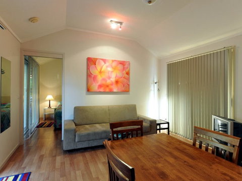 Anchorage Holiday Park - Schoolies Week Accommodation 2