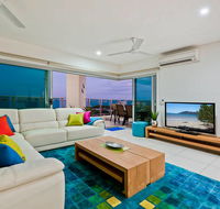 Beachlife Sea Breeze Luxury  Apartment Harbour Views - Schoolies Week Accommodation