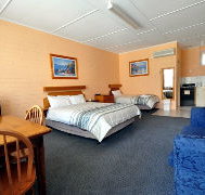 BEST WESTERN Melaleuca Motel  Apartments - Schoolies Week Accommodation