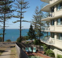 Campbells Cove Beachfront Apartments - Schoolies Week Accommodation