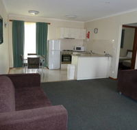Werribee Motel  Apartments - Schoolies Week Accommodation