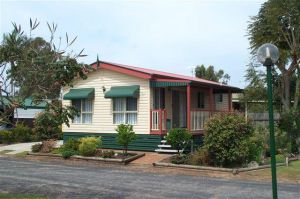 Anchorage Holiday Park - Schoolies Week Accommodation 9