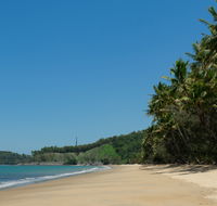 Ellis Beach Oceanfront Bungalows  Caravan Pk - Schoolies Week Accommodation