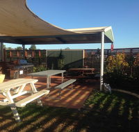Gympie Caravan Park - Queens Park - Schoolies Week Accommodation