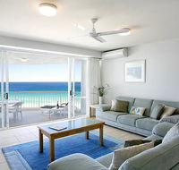 La Mer Sunshine Beachfront Apartments - Schoolies Week Accommodation
