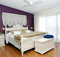 Lavender House BB - Schoolies Week Accommodation