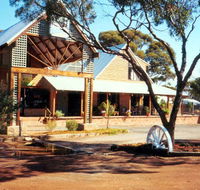 Best Western Great Western Norseman - Schoolies Week Accommodation