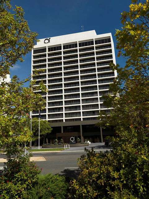 QT Canberra - Schoolies Week Accommodation 2