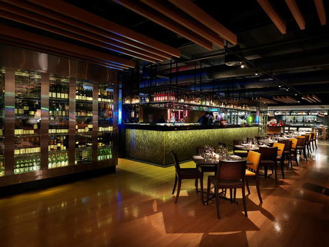 QT Canberra - Schoolies Week Accommodation 9