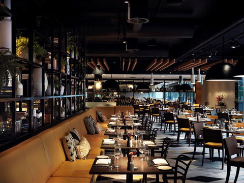 QT Canberra - Schoolies Week Accommodation 10