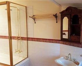 Mulberry Cottage Beechworth - Schoolies Week Accommodation 4