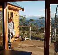 Tree House - The - Schoolies Week Accommodation