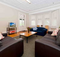 The Centre Bed  Breakfast - Schoolies Week Accommodation