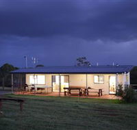 Childers Eco-lodge - Schoolies Week Accommodation
