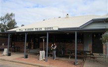 Albert Hotel - Albert - Schoolies Week Accommodation 1