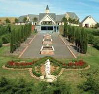 Barcaldine House - Schoolies Week Accommodation
