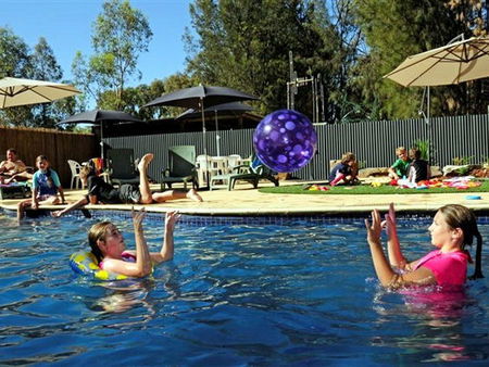  Schoolies Week Accommodation
