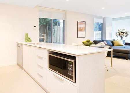 Best Western The Tudor Box Hill - Schoolies Week Accommodation 0