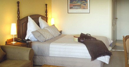 Best Western The Tudor Box Hill - Schoolies Week Accommodation 3