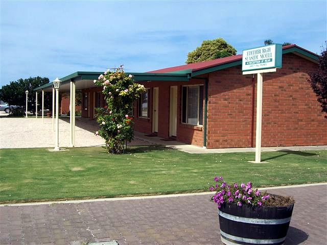  Schoolies Week Accommodation
