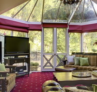Keebles Country House - Schoolies Week Accommodation