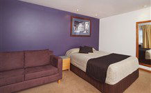 Willows Motel Goulburn - Goulburn - Schoolies Week Accommodation 3